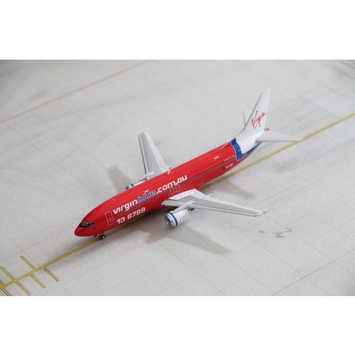 Phoenix 1:200 Virgin Blue B737-400 Phoenix 1:200 Virgin Blue B737-400