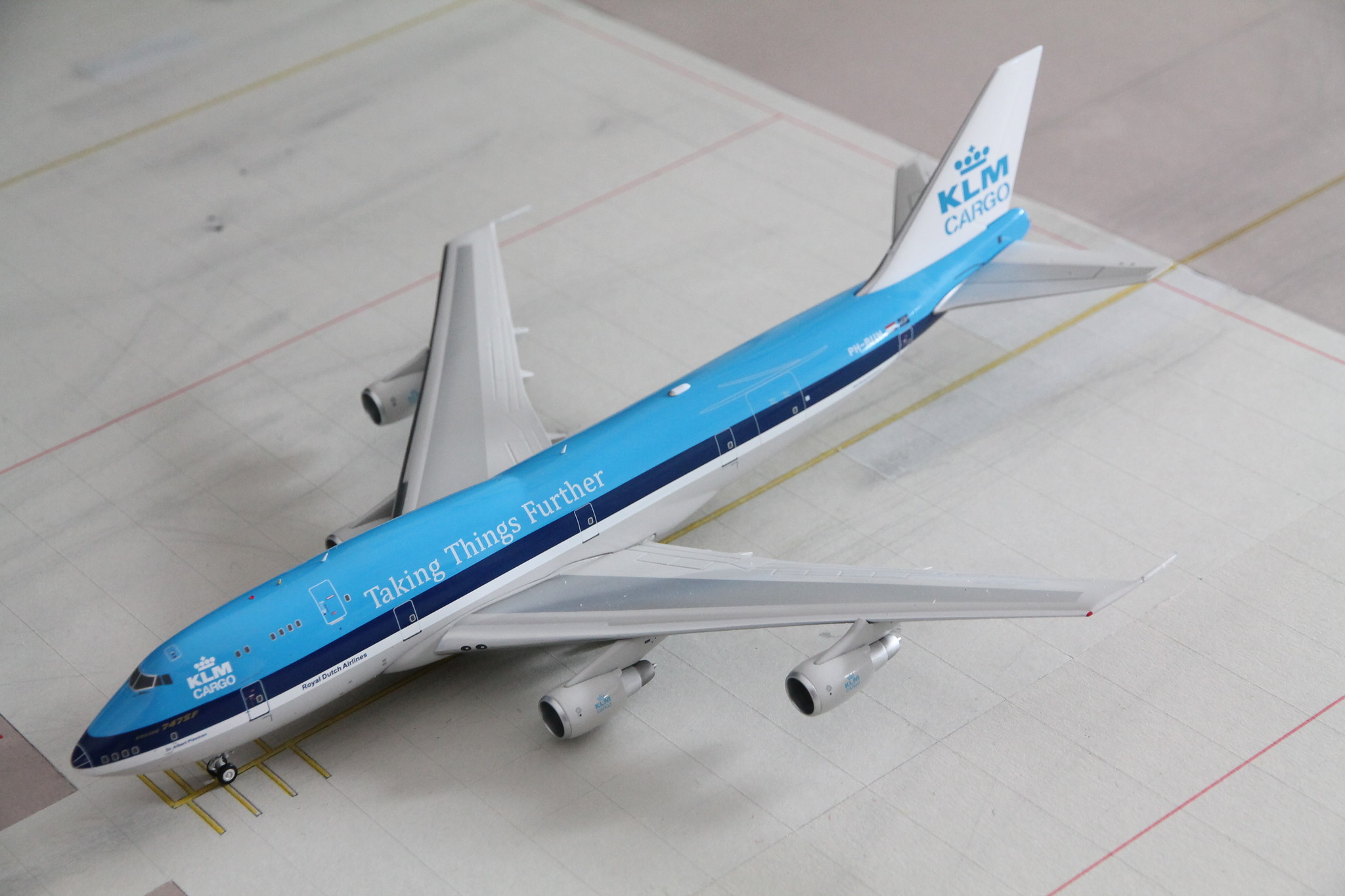 inflight 200 model aircraft
