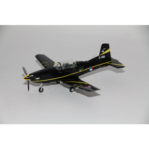 Herpa 1:72 RNLAF Pilatus PC-7 Herpa 1:72 RNLAF Pilatus PC-7