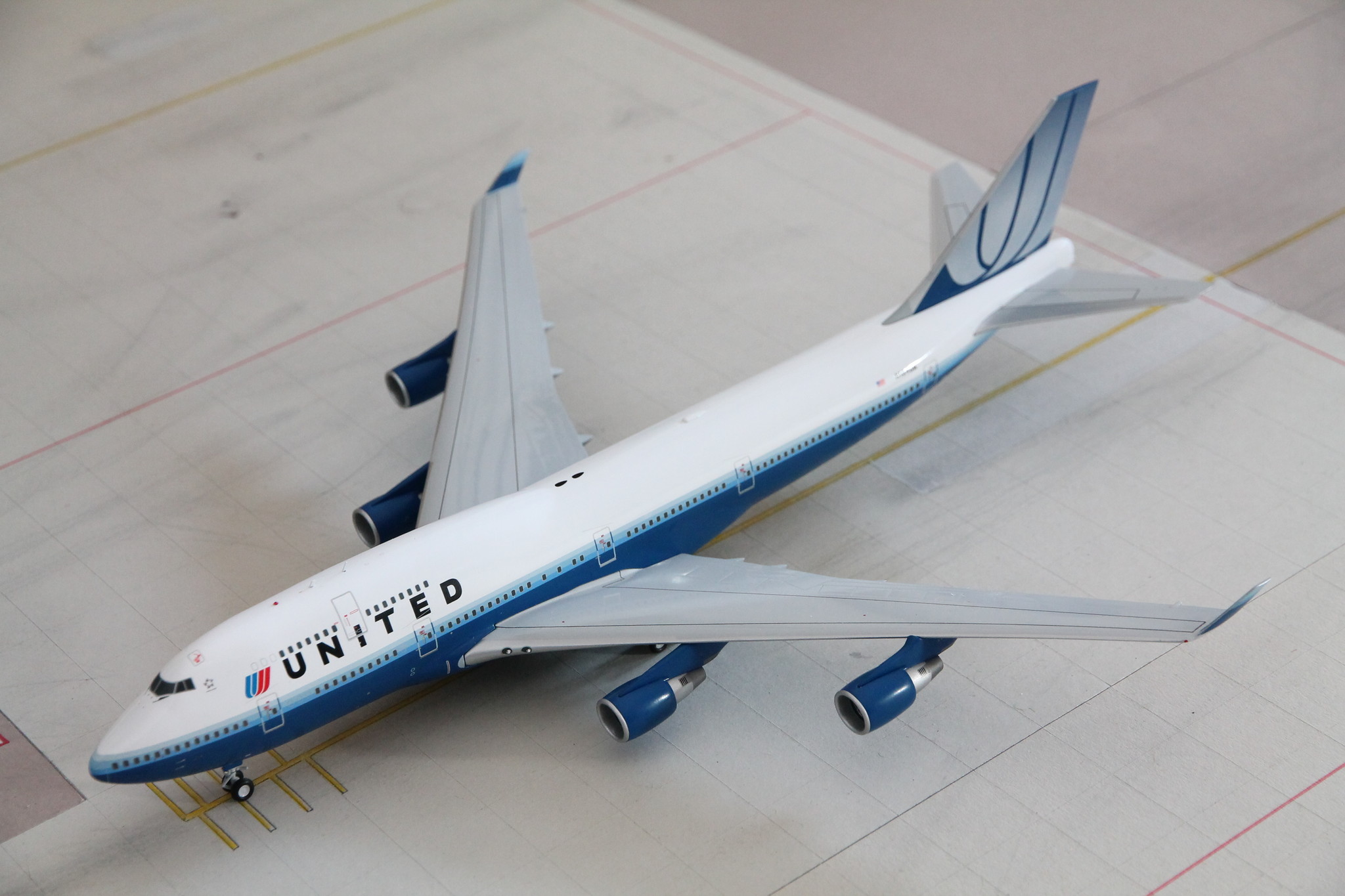 在庫高評価1/200 JCwings B747-400 ユナイテッド 航空　united airlines 特別塗装機　金属模型 民間航空機