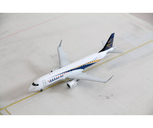 1:200 Embraer House Color ERJ190 PP-XMB JC Wing LH2218
