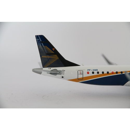 JC Wings 1:200 Embraer House Color ERJ190