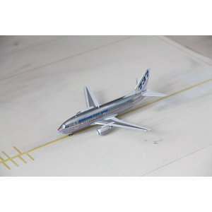 JC Wings 1:200 Boeing House Color B737-500