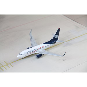 Gemini Jets 1:200 AeroMexico B737-700