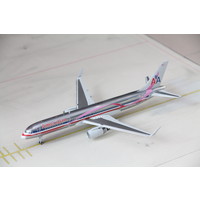 1:200 American Airlines "BCA"  B757-200