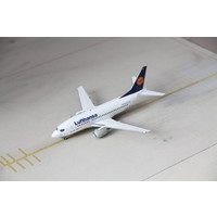 1:200 Lufthansa B737-500