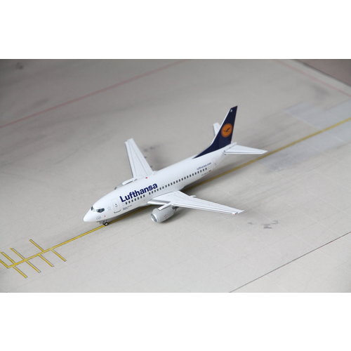 JC Wings 1:200 Lufthansa B737-500