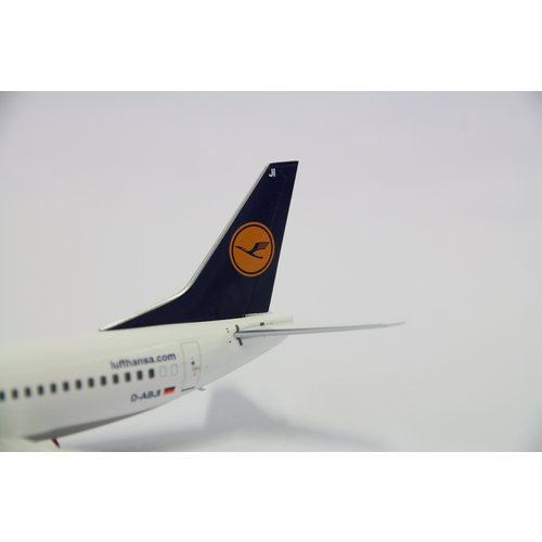 JC Wings 1:200 Lufthansa B737-500