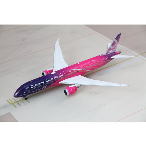 JC Wings 1:200 Boeing Company  "Dreams Take Flight Livery" House Color B787-9