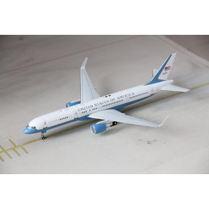 Inflight 1:200 USAF United States Air Force B757-200 C-32A