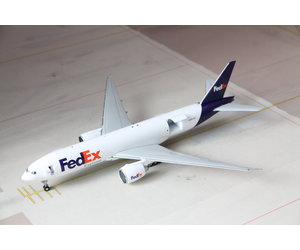 Gemini Jets 1:200 Fedex B777-200F - Interactive