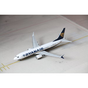 JC Wings 1:200 Ryanair B737-8MAX 200 JC Wings 1:200 Ryanair B737-8MAX 200