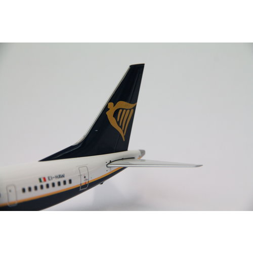 JC Wings 1:200 Ryanair B737-8MAX 200 JC Wings 1:200 Ryanair B737-8MAX 200