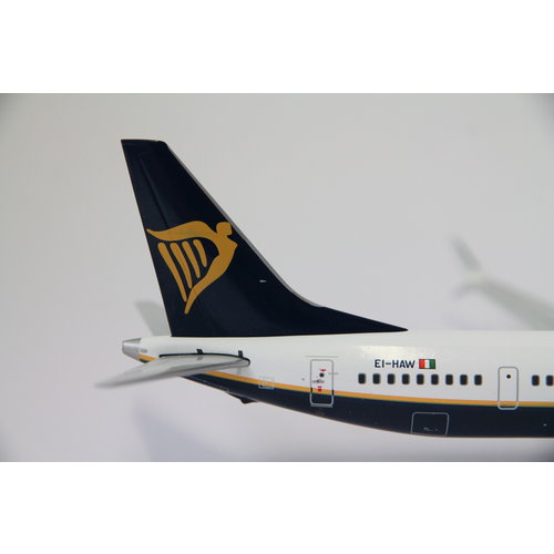 JC Wings 1:200 Ryanair B737-8MAX 200 JC Wings 1:200 Ryanair B737-8MAX 200