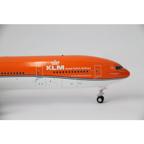 JC Wings 1:200 KLM B777-300 Orange Pride JC Wings 1:200 KLM B777-300 Orange Pride