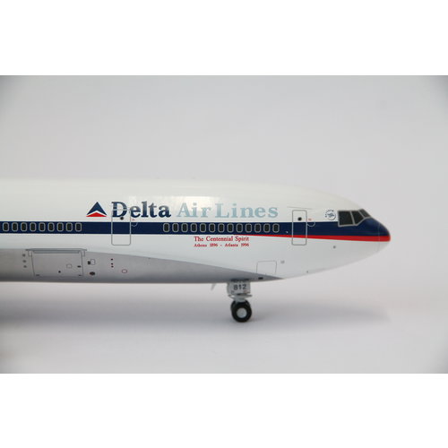 Gemini Jets 1:200 Delta Air Lines McDonnell Douglas MD-11