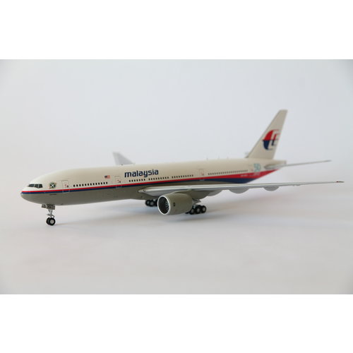 JC Wings 1:200 Malaysia Airlines "Super Ranger" B777-200