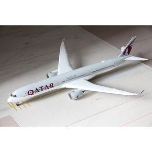 JC Wings 1:200 Qatar A350-1000 - Flaps Down