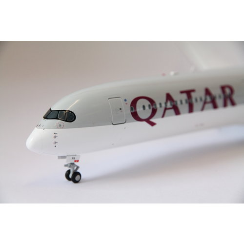 JC Wings 1:200 Qatar A350-1000 - Flaps Down JC Wings 1:200 Qatar A350-1000 - Flaps Down