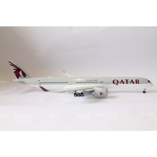 JC Wings 1:200 Qatar A350-1000 - Flaps Down JC Wings 1:200 Qatar A350-1000 - Flaps Down