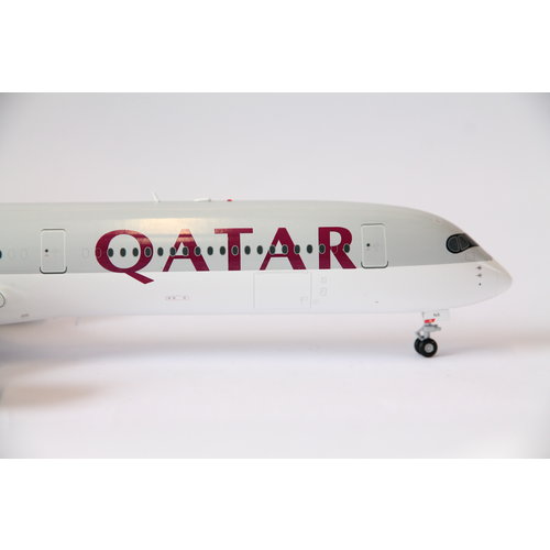 JC Wings 1:200 Qatar A350-1000 - Flaps Down JC Wings 1:200 Qatar A350-1000 - Flaps Down