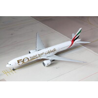 1:200 Emirates “UAE 50th Anniversary” B777-300