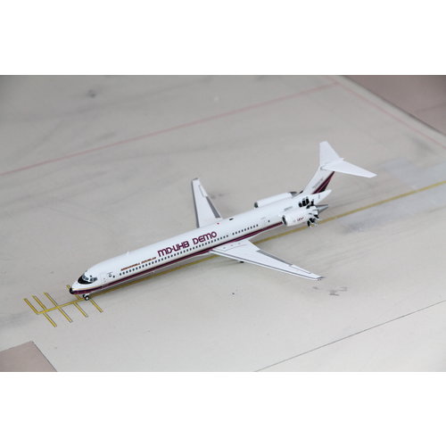 JC Wings 1:200 McDonnell Douglas House Color "GE UDF Engine" MD81 MD-UHB