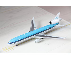 JC Wings 1:200 KLM McDonnell Douglas MD-11