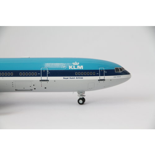 JC Wings 1:200 KLM McDonnell Douglas MD-11
