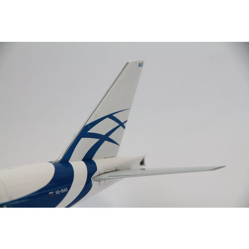 JC Wings 1:200 Air Bridge Cargo B777-200LRF - Flaps Down