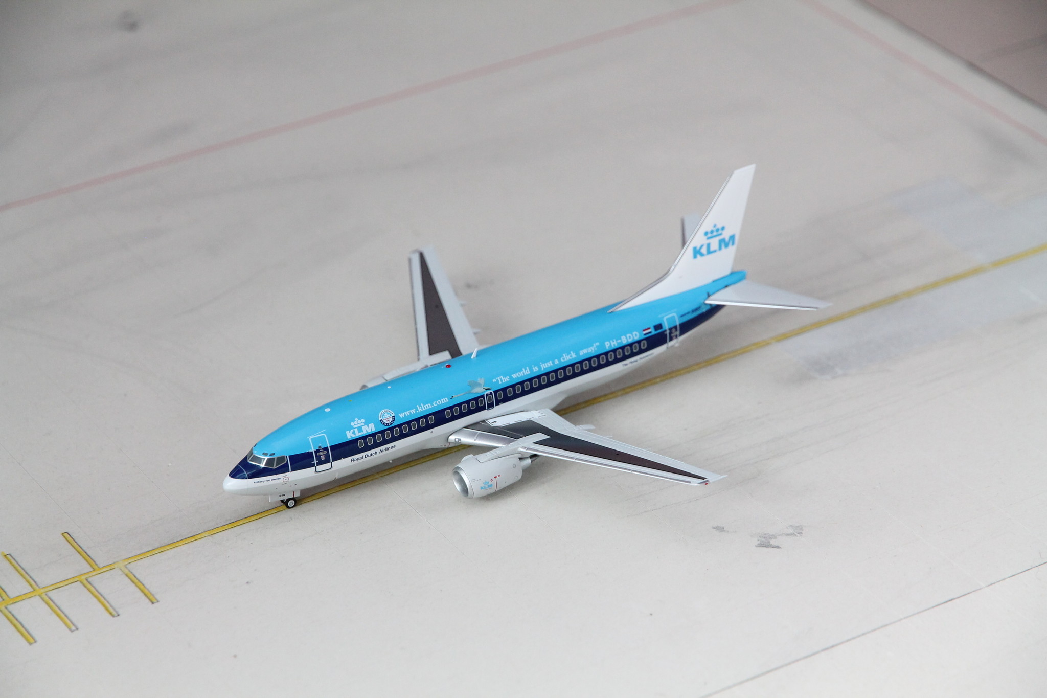 KLM Boeing 737-300 PH-BDD JC Wings XX20139 - Diecast