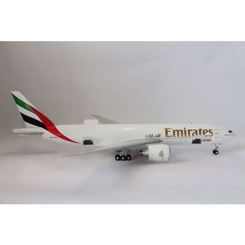 Gemini Jets 1:200 Emirates SkyCargo B777-200LRF - Interactive