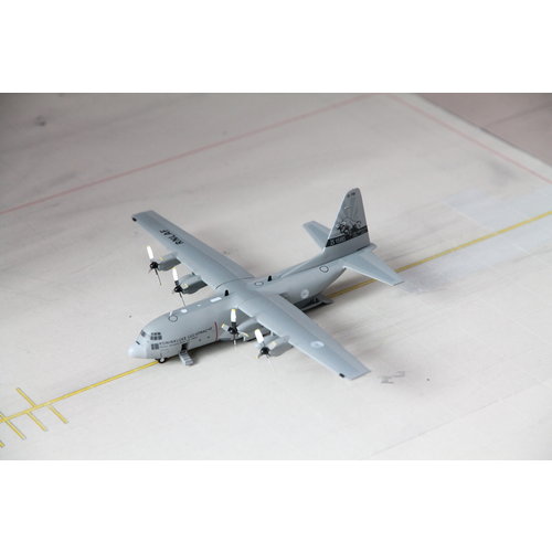Herpa 1:200 RNLAF Lockheed C-130H Hercules Royal Netherlands Air Force 336 sq. 25 Years Herpa 1:200 RNLAF Lockheed C-130H Hercules Royal Netherlands Air Force 336 sq. 25 Years