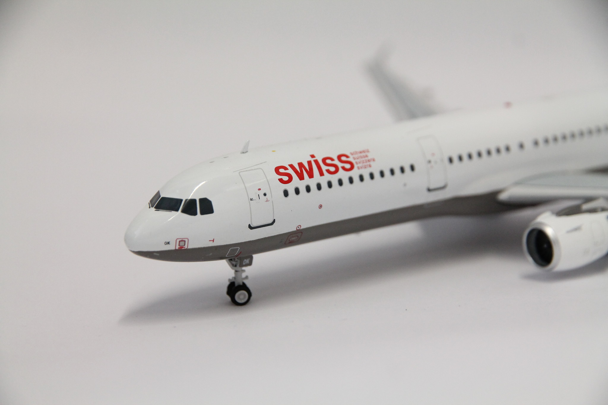 ギフト1/200 JFOX スイス航空 SWISS A321 (HB-IOO) 民間航空機