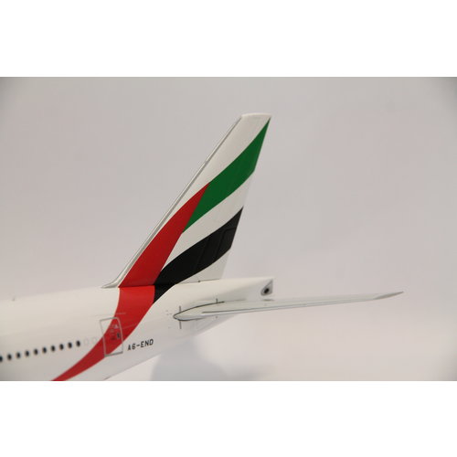 Gemini Jets 1:200 Emirates B777-300