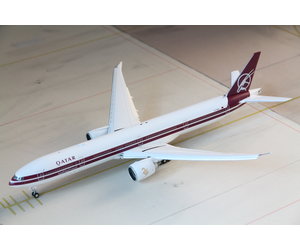 gemini-jets-1200-qatar-airways