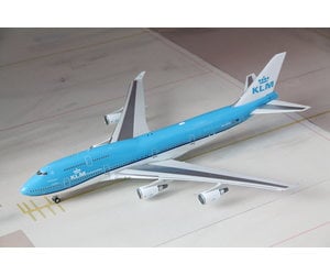 軽量な折り畳み自転車 Inflight 1/200 KLMオランダ航空 B747-400