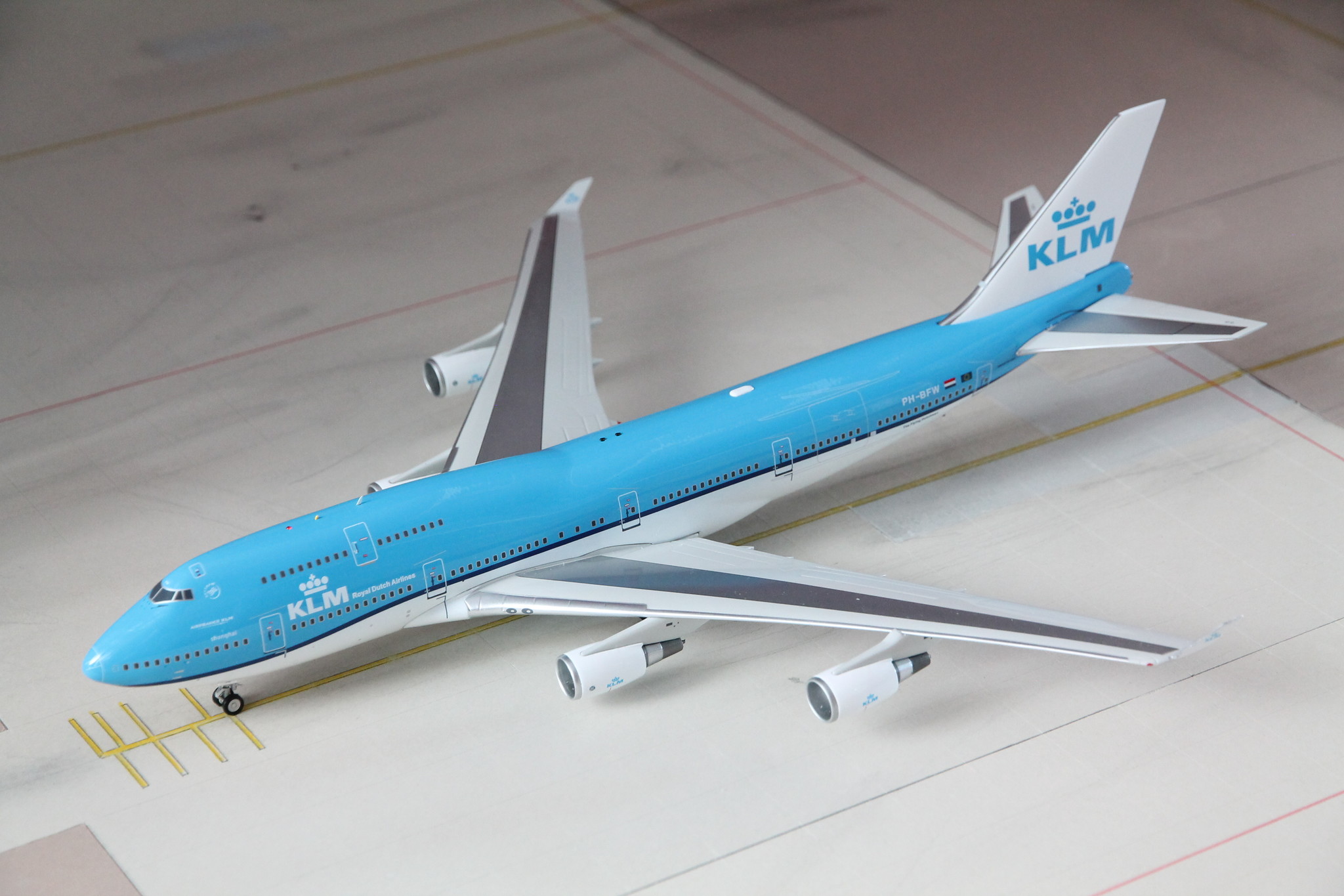 残りわずか ARD ARD お願いしますARD B747-206B 1/200 Models KLM