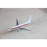 1:200  EG&G "Janet" B737-600