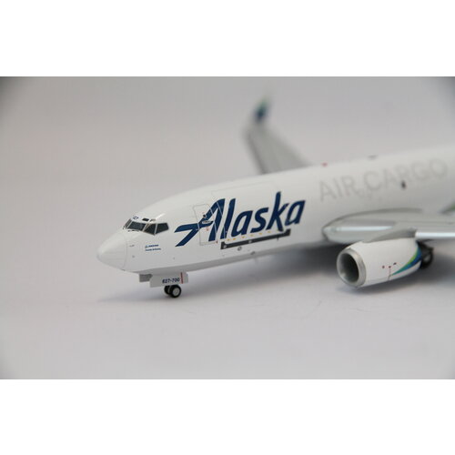 Gemini Jets 1:200 Alaska Air Cargo B737-700 - Flaps down