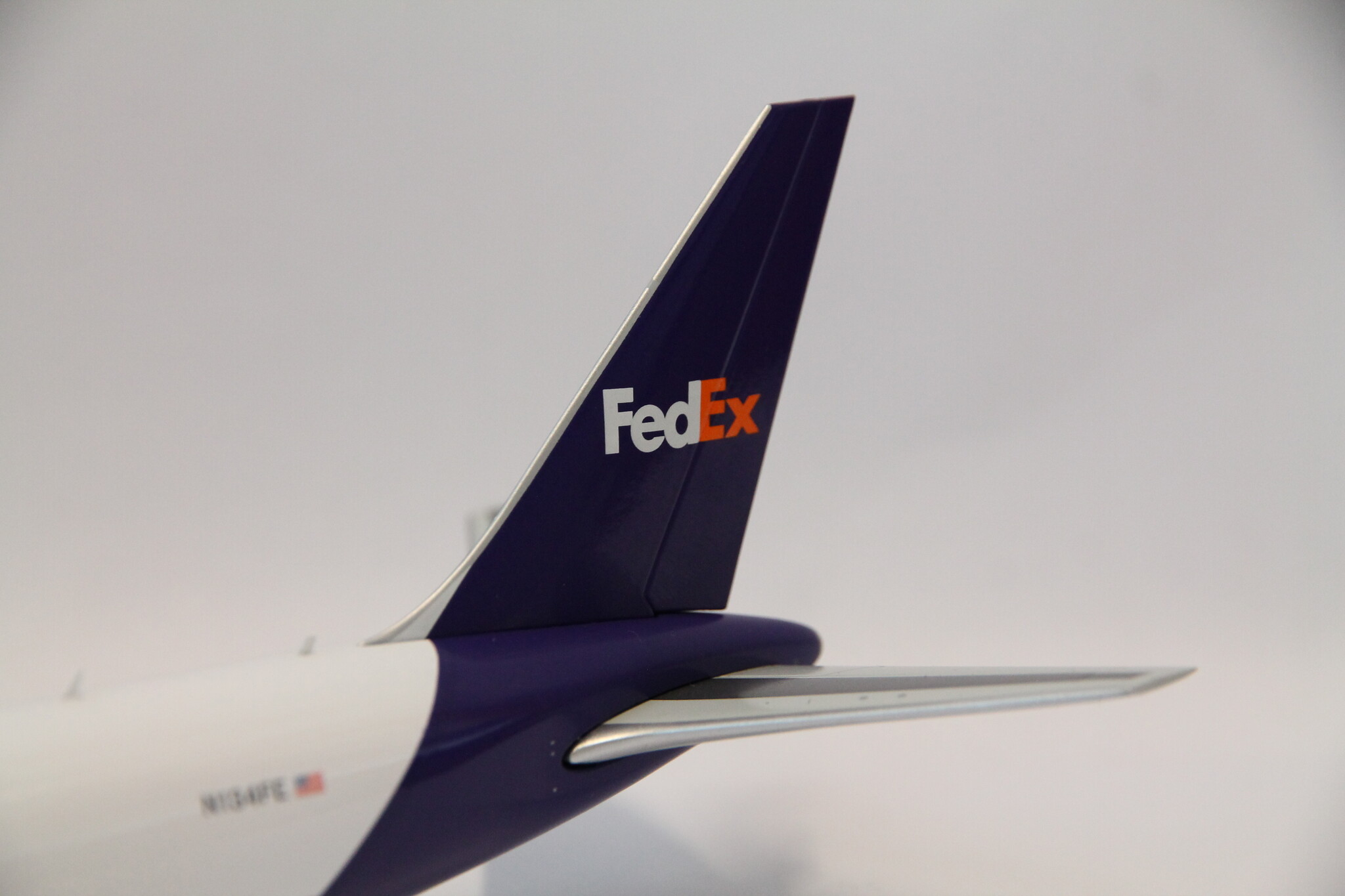 Gemini Jets 1:200 FedEx B767-300F - Interactive