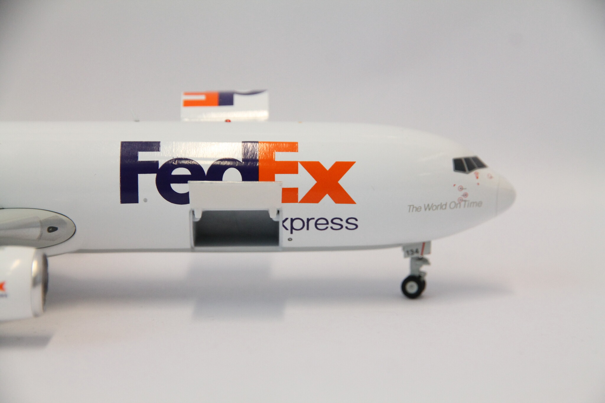 Gemini Jets 1:200 FedEx B767-300F - Interactive