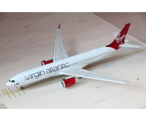 1:200 Virgin Atlantic Airbus A330-900neo G-VJAZ Gemini200