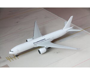 jc-wings-1200-lufthansa-cargo-