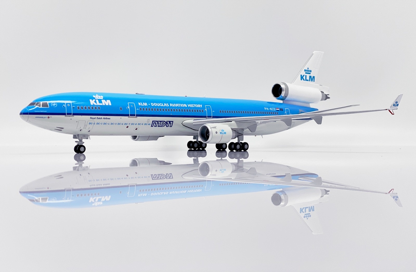 JC Wings 1:200 KLM “Farewell” MD-11 - DIECAST TRADING EXCLUSIVE