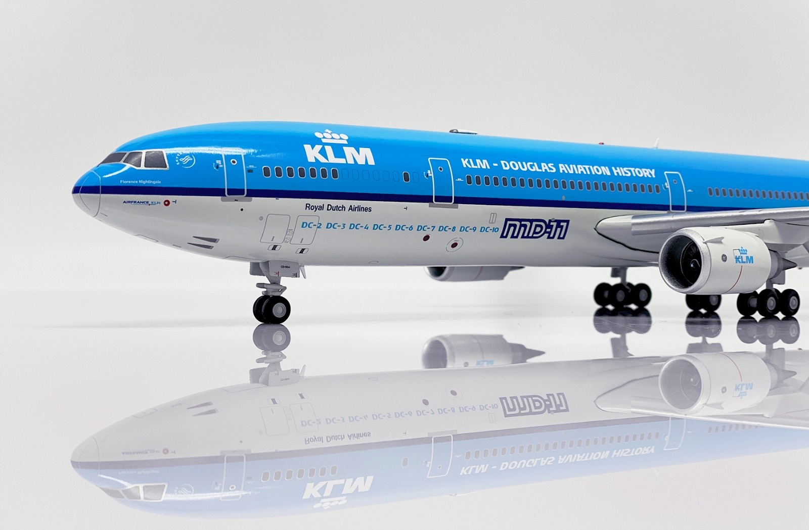 JC Wings 1:200 KLM “Farewell” MD-11 - DIECAST TRADING EXCLUSIVE