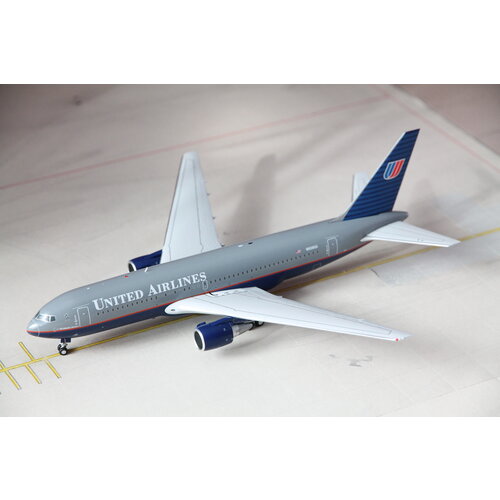 JC Wings 1:200 United Airlines B767-200