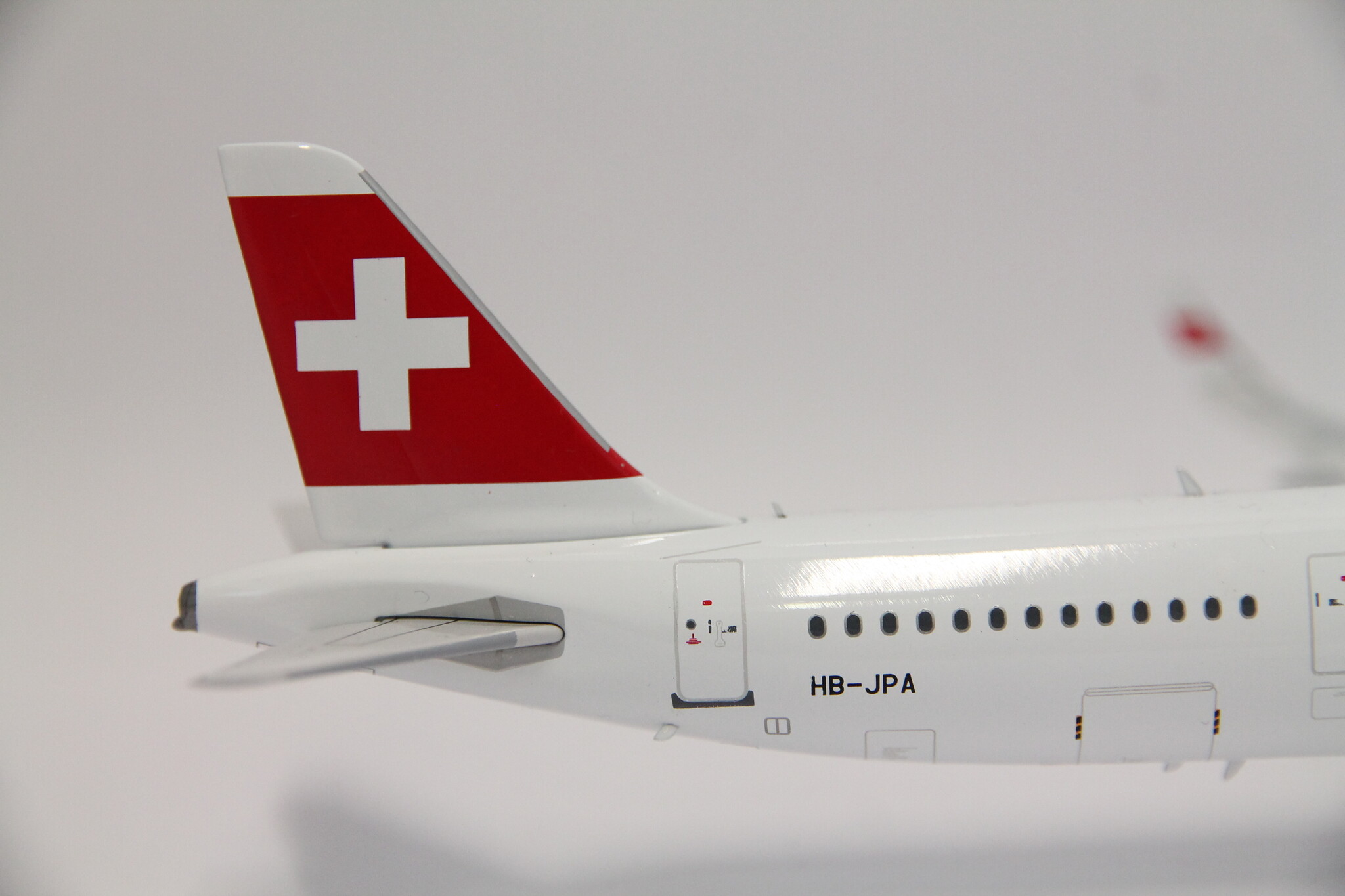 1:200 Swiss Airbus A321neo HB-JPA J Fox Models JF-A321-023 