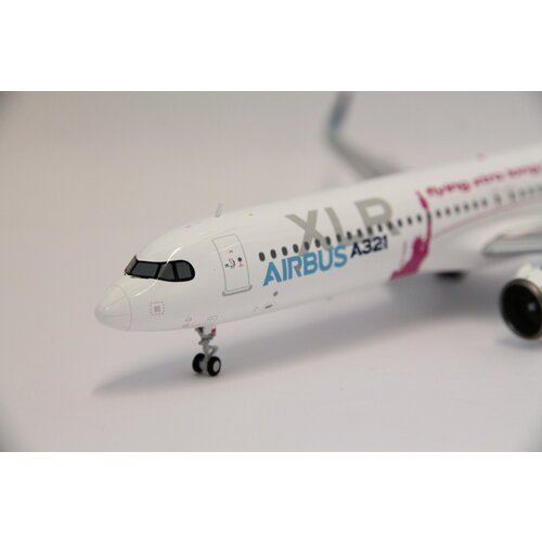 JC Wings 1:200 Airbus House Color A321XLR