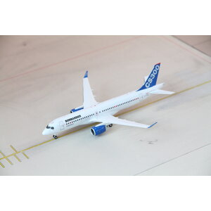 JC Wings 1:200 Bombardier House Color CS300 / A220-300